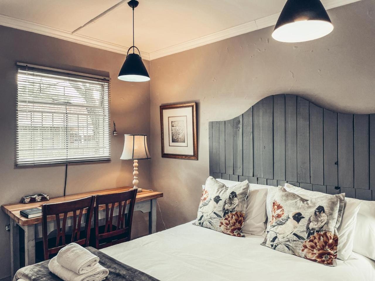 59 On True North Guest Rooms Йоханнесбург Экстерьер фото