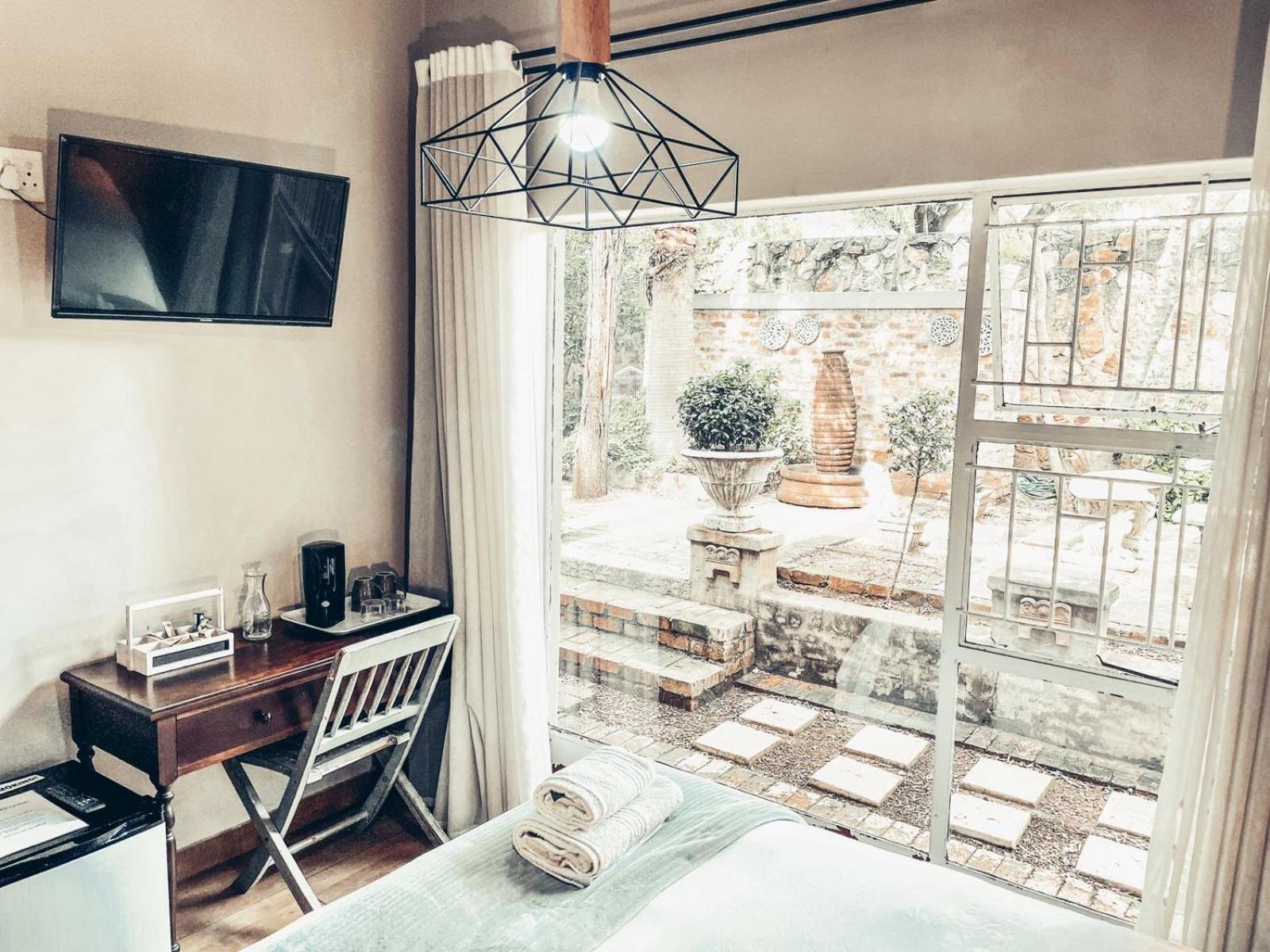 59 On True North Guest Rooms Йоханнесбург Экстерьер фото