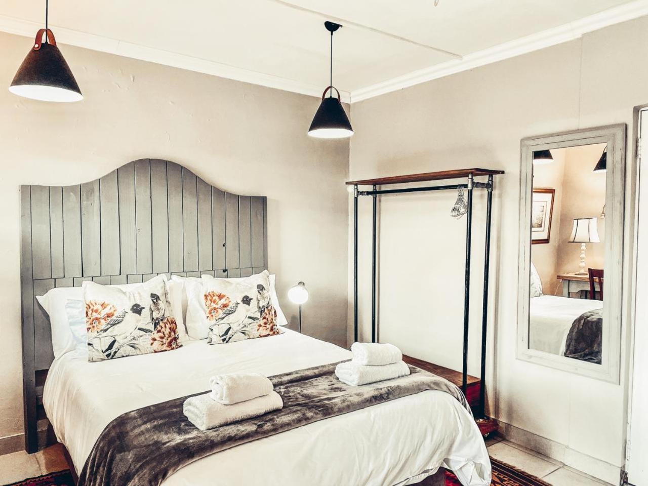 59 On True North Guest Rooms Йоханнесбург Экстерьер фото